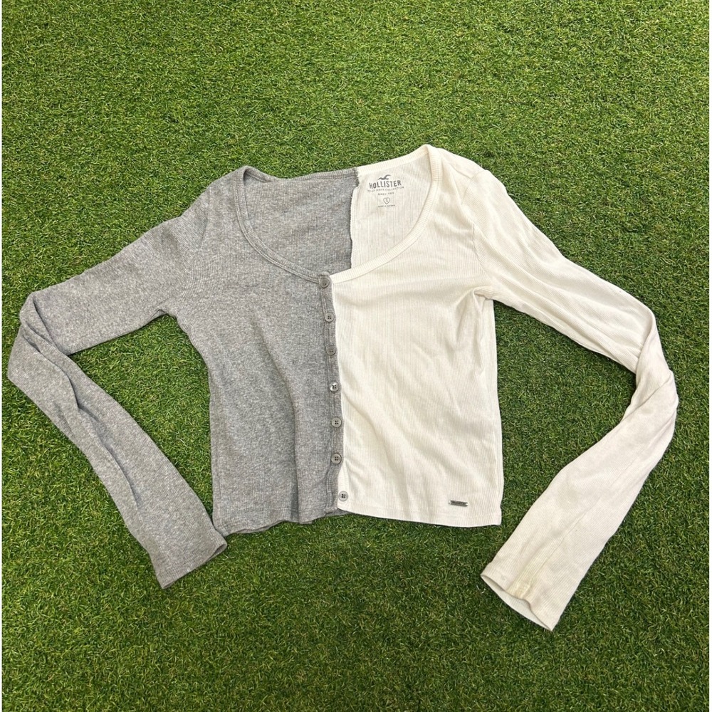 Hollister Gray White Colorblock Ribbed Baby Tee Long Sleeve Button Front Small